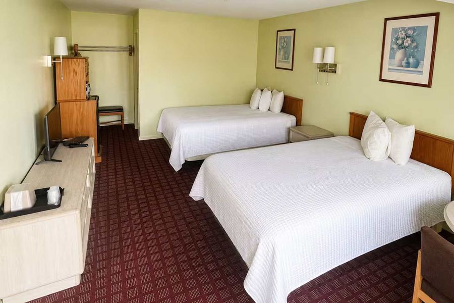 Double Room - 2 Double Beds, Non-Smoking